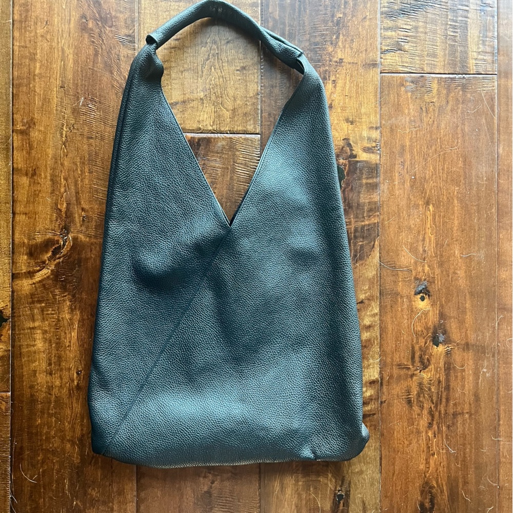 MARLON Genuine Italian Leather Minimalist Black Leather Shoulder Tote